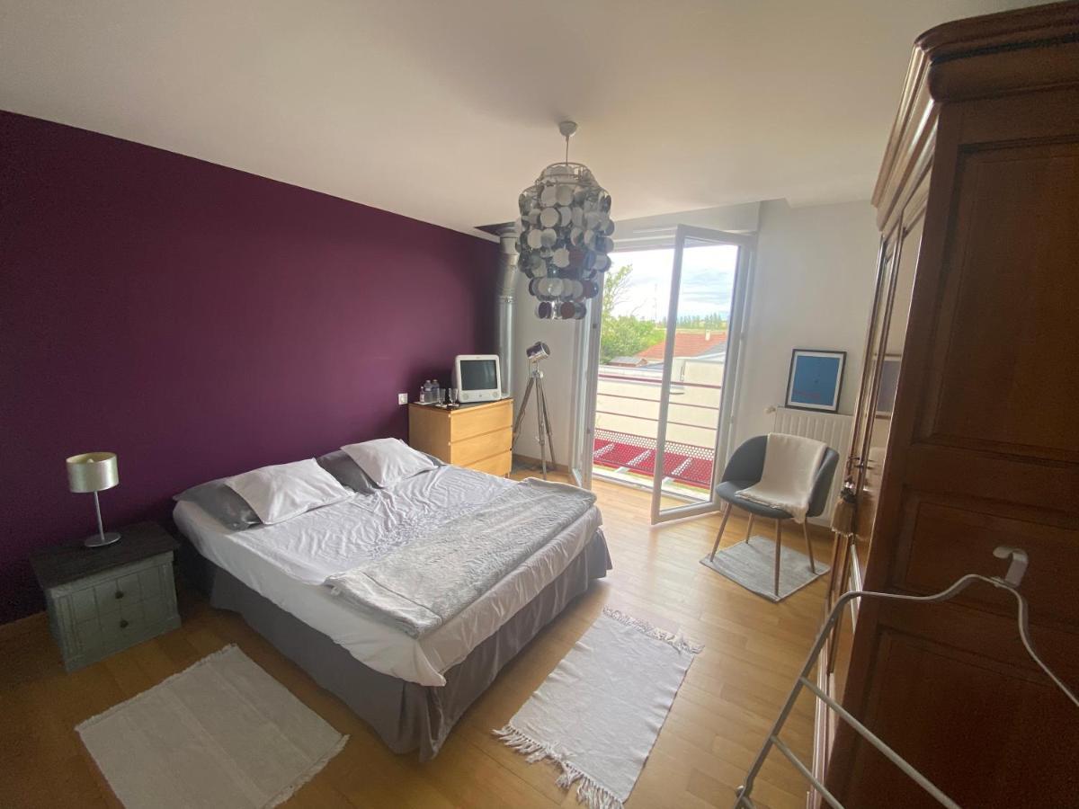 Chambre Avec Salle De Bain Privee Dans Maison Bourges Zewnętrze zdjęcie